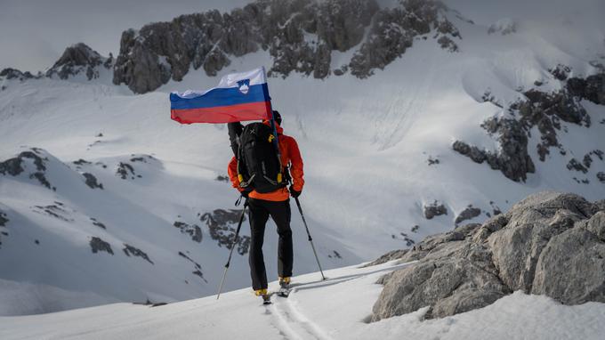 Olimpijska bakla Triglav | Foto: Peter Vrčkovnik