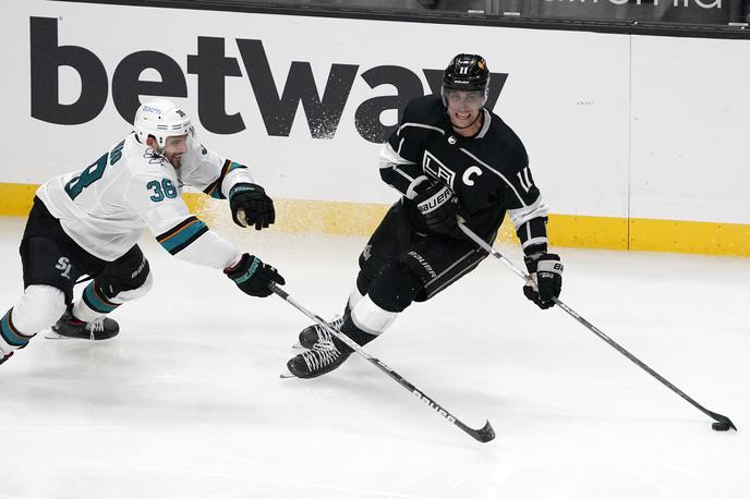 San Jose Sharks Los Angeles Kings Anže Kopitar | Anže Kopitar je s soigralci Los Angeles Kings izgubil proti San Jose Sharks. | Foto Guliverimage