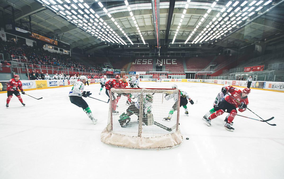 HDD Jesenice HK Olimpija polfinale DP | Olimpija in Jesenice bosta v prihodnji sezoni državno prvenstvo začela v izločilnih bojih. | Foto Grega Valančič/Sportida