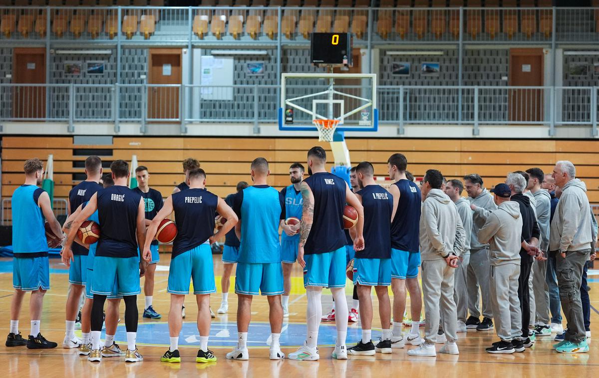 slovenska košarkarska reprezentanca | Slovenci se bodo danes pomerili s Portugalsko. | Foto Aleš Fevžer