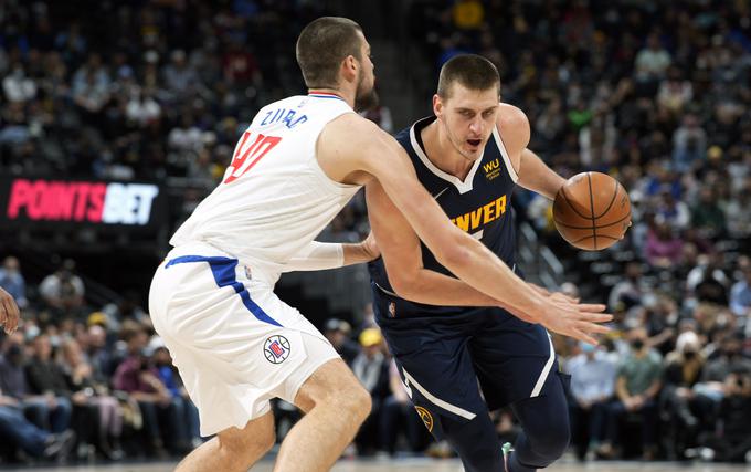 Nikola Jokić je v pretekli sezoni drugič zapored osvojil naslov najkoristnejšega igralca rednega dela. | Foto: Guliverimage/Vladimir Fedorenko