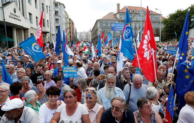 Protest v Budimpešti proti do Evrope sovražni politiki predsednika madžarske vlade Viktorja Orbana. | Foto: Reuters