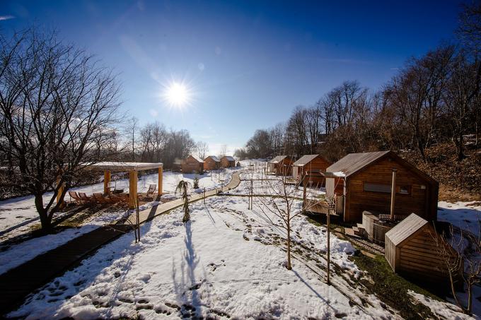 Navdušen je nad ponudbo in naravnimi biseri, ki se skrivajo v Tržiču in njegovi okolici. Gostje njegovega glampinga imajo tako kaj za obiskati in videti. | Foto: Vid Ponikvar