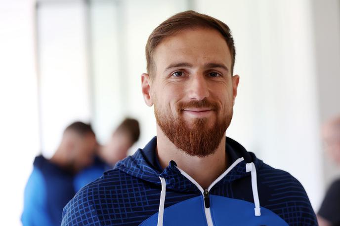 Jan Oblak | Kapetan slovenske reprezentance Jan Oblak se poteguje za prvi nastop na velikem tekmovanju z reprezentanco. | Foto Aleš Fevžer