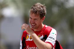 Ferrarijev Vettel iz prve štartne vrste izrinil Mercedesovega Rosberga