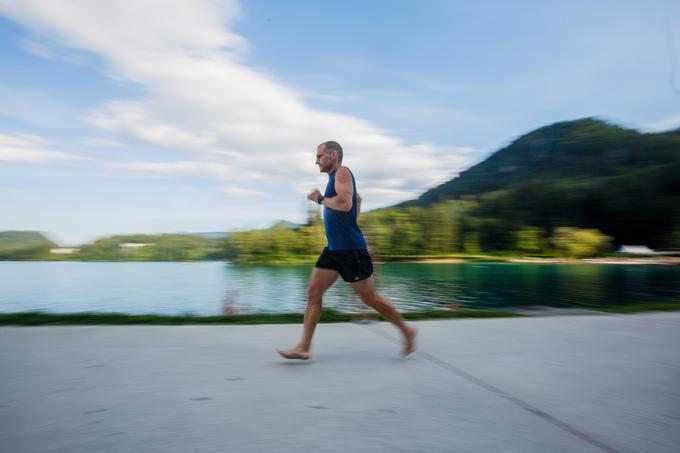 Tekel bo tudi na jutrišnji Nočni 10ki, tako kot na vseh devetih izdaja poprej. Letos bodo tekači tekli v obratni smeri, tako kot Kralj na fotografiji.   | Foto: Grega Valančič Sportida