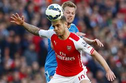 Sunderland se veseli obstanka, Arsenal ni opravil naloge