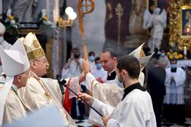 Mitja Leskovar, škof, apostolski nuncij v Iraku