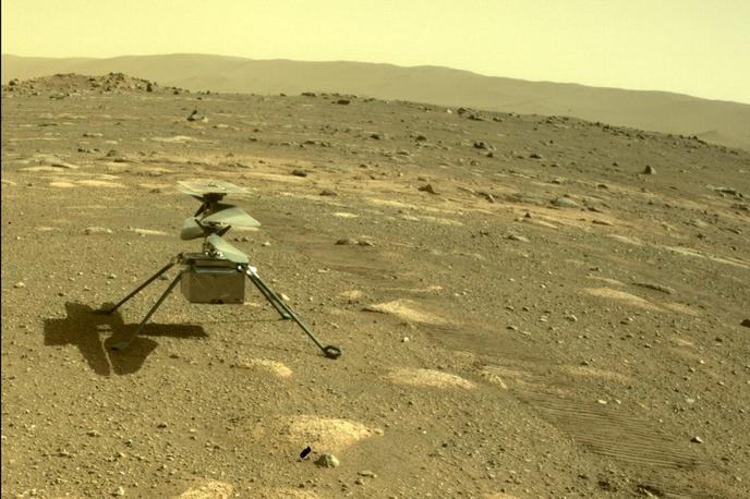 nasa helikopter | Instrument, ki ga je rover uporabil za tvorbo kisika, je pravzaprav škatla v velikosti avtomobilskega akumulatorja, ki se nahaja v roverju. | Foto NASA/JPL-Caltech