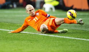 Robben po enoletnem premoru spet v postavi oranžnih