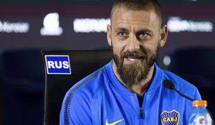 Legendarni De Rossi pristal v bolnišnici