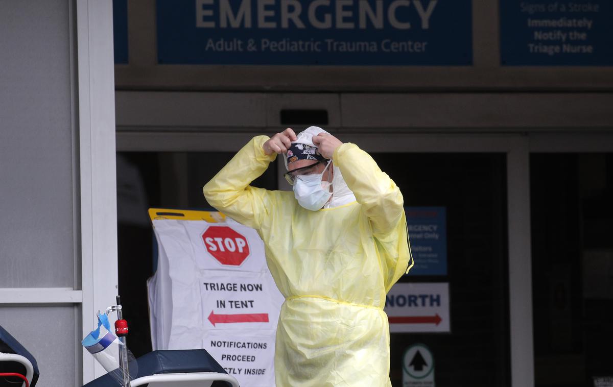 New York koronavirus | V New Yorku je zaradi koronavirusa umrlo več ljudi kot v terorističnih napadih v ZDA leta 2001. | Foto Reuters