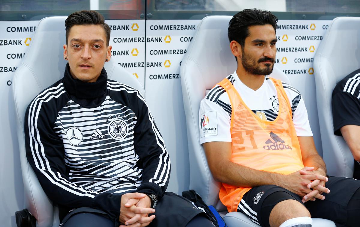 Mesut Özil, Ilkay Gündogan | Foto Reuters