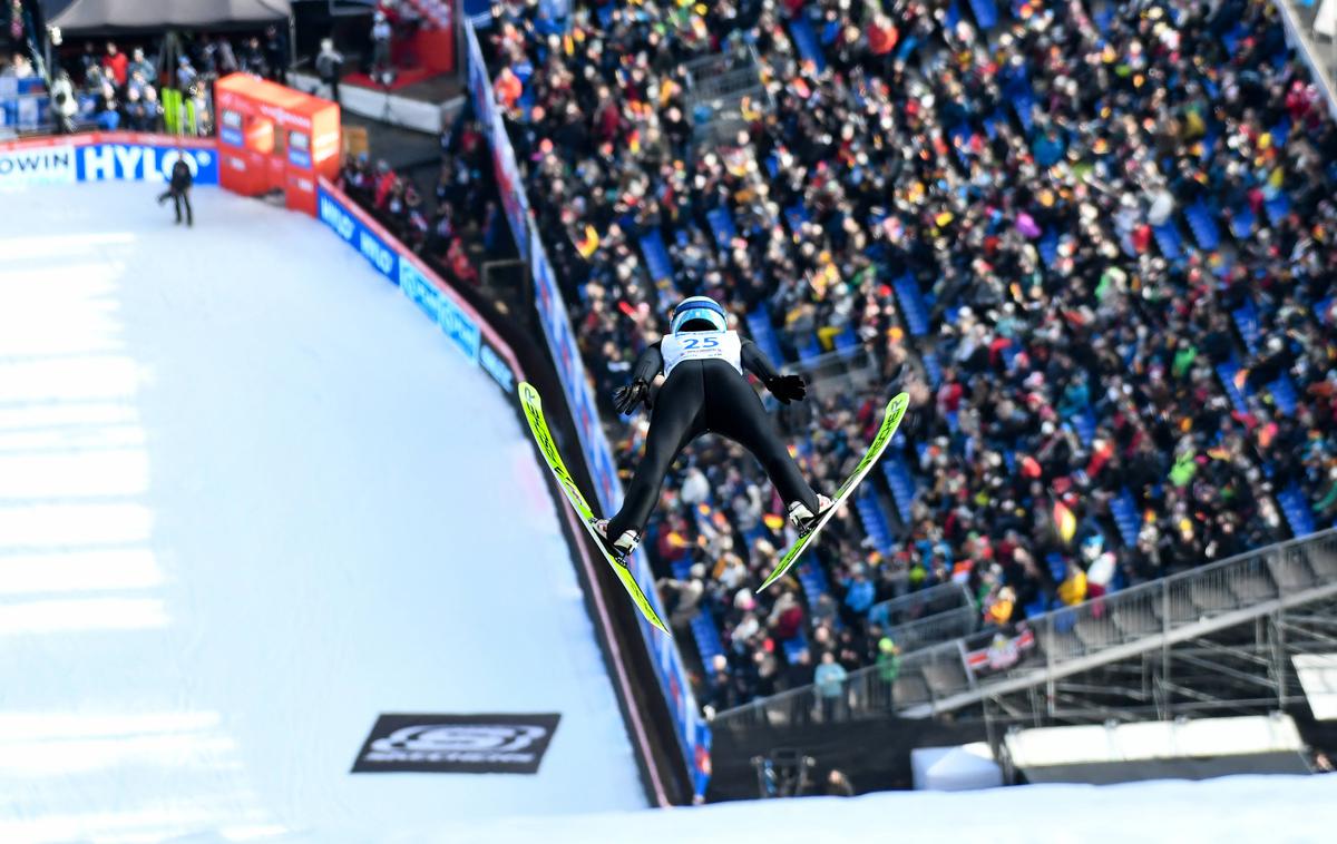 Yuki Ito | 29-letna Japonka Yuki Ito je zmagovalka prve tekme svetovnega pokala smučarskih skakalk v tej zimi.  | Foto Guliverimage