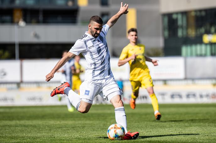 Nino Kouter | Nino Kouter je v 74. minuti povišal vodstvo Mure na 2:0. | Foto Grega Valančič/Sportida