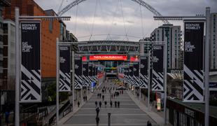 Wembley in Park St. George kot nevtralni prizorišči v premier league?