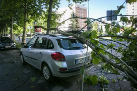 Posledice nočnega neurja v Ljubljani.