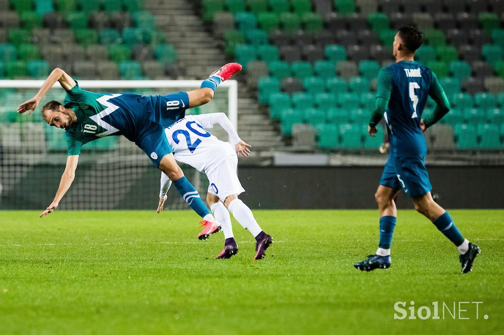 Slovenija : San Marino, slovenska nogometna reprezentanca