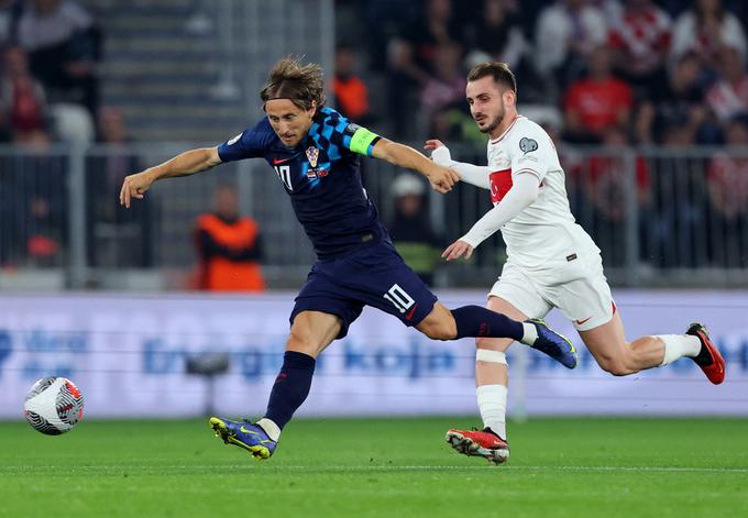 Hrvaški kapetan Luka Modrić je že 169. igral za ognjene, a na koncu ostal praznih rok. | Foto: Reuters