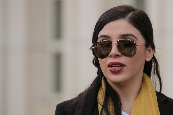 Emma Coronel Aispuro je bila pred dvema letoma redno prisotna na odmevnem sojenju 63-letnemu Joaquinu El Chapu Guzmanu na zveznem sodišču v Brooklynu v New Yorku. | Foto: Reuters