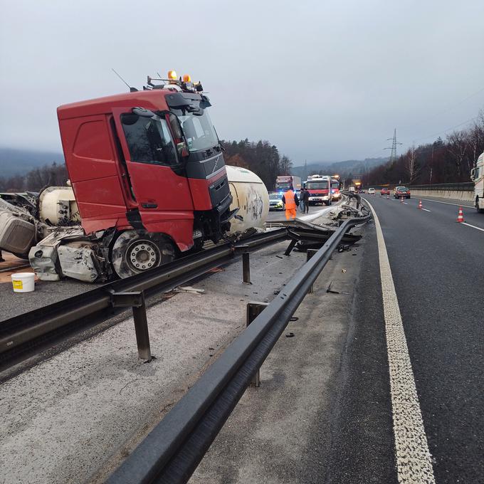 prometna nesreča | Foto: DARS