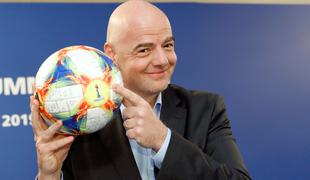 Infantino še upa na 48 ekip v Katarju