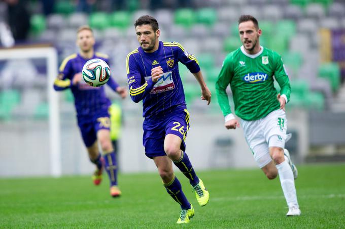 V dresu Olimpije je naskakoval prvo mesto, ki pa je bilo v času njegovega igranja v Ljubljani rezervirano za Mariborčane. | Foto: Vid Ponikvar