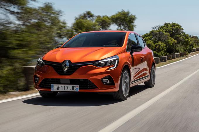 Novi renault clio je dolg dobre štiri metre, a je za 1,2 centimetra vseeno krajši od predhodnika.  | Foto: Renault