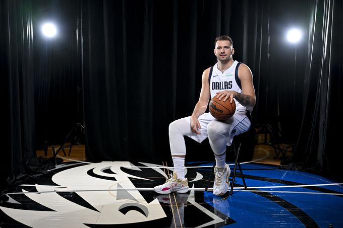 Luka Dončić je pripravljen na svojo sedmo sezono v ligi NBA. | Foto: Reuters