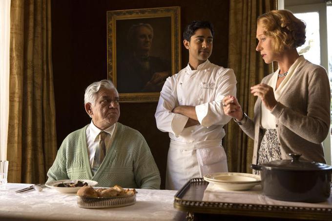 Glavni igralci: Om Puri, Manish Dayal in Helen Mirren. | Foto: IMDb