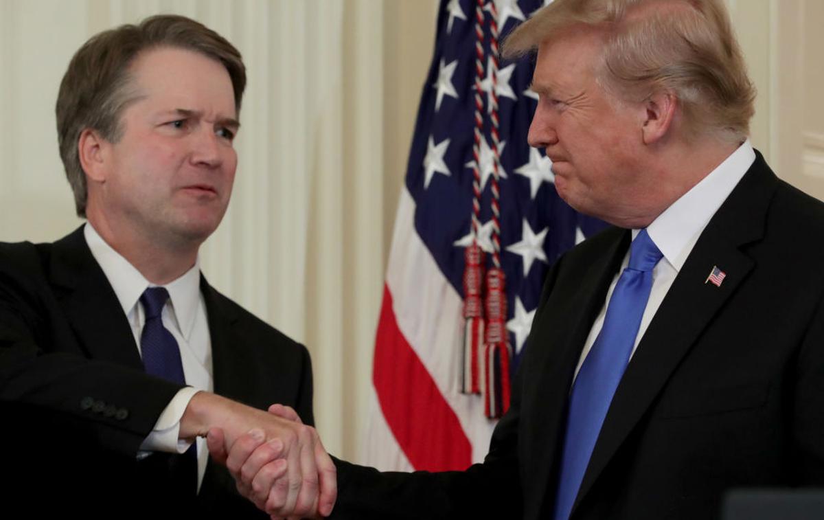 Brett Kavanaugh, Donald Trump | Trump je sprejel zahtevo po preiskavi, ki pa "mora biti omejena v obsegu in trajanju". | Foto Getty Images