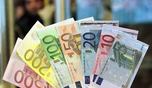 Boj proti davčnim utajam: Bruselj za širitev izmenjave bančnih podatkov