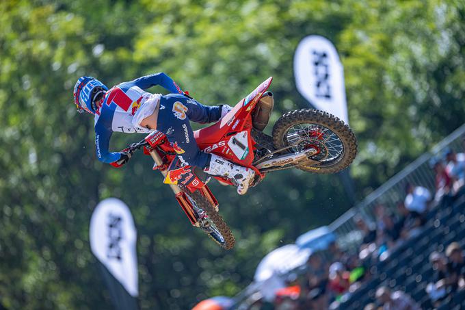 Jorge Prado na že tretji domači dirki letos brani naslov in sedem točk prednosti pred Timom. | Foto: Guliverimage