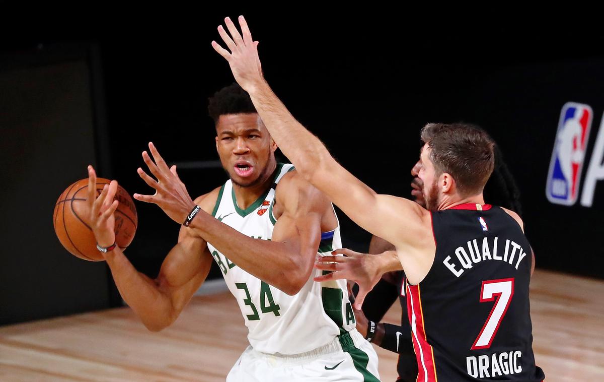 Giannis Antetokounmpo in Goran Dragić | Giannis Antetokounmpo ostaja pri Milwaukeeju. | Foto Reuters