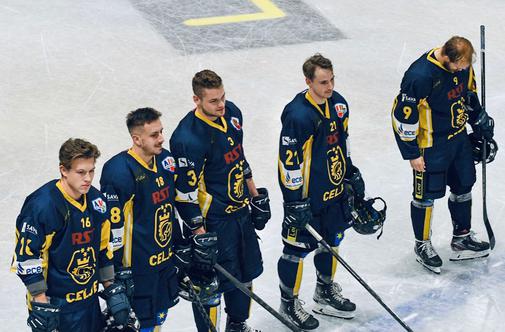 Celjani poraženi doma, Jeseničani do pomembne točke na zahtevnem gostovanju