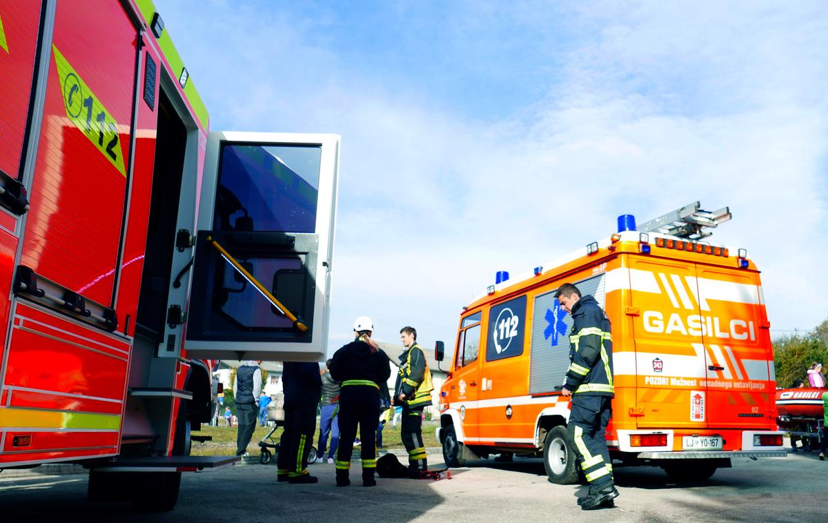 Gasilci reševanje Vrhnika prometna nesreča | Ugotovili so, da je bilo žarišče požara v spalnici, kjer so truplo tudi našli. (Fotografija je simbolična) | Foto Gregor Pavšič