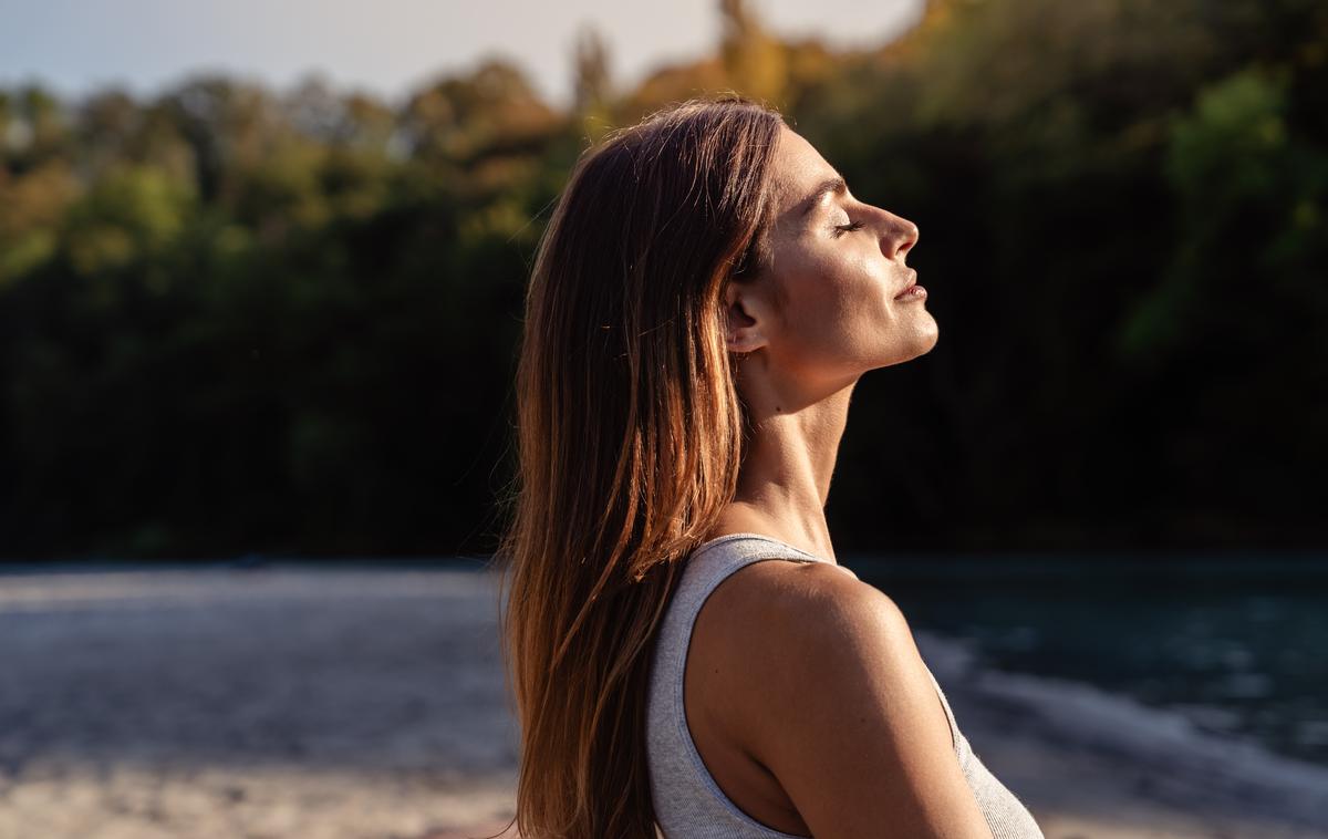 meditacija, poletje, sonce | Pred nami je sončen konec tedna. | Foto Shutterstock