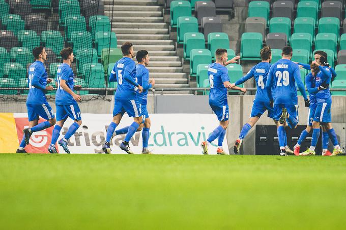 Radomlje so prezimile na zadnjem mestu prvoligaške lestvice, a imajo enako število točk kot Aluminij in Tabor. | Foto: Grega Valančič/Sportida