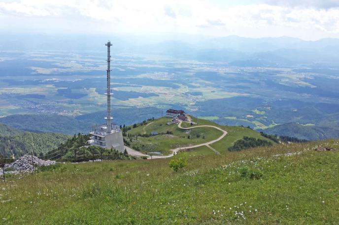 RTV oddajnik na Krvavcu | Na oddajniku na Krvavcu se je zgodila večja okvara. | Foto STA