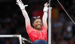 Američanke gladko do zlata, Simone Biles nova rekorderka