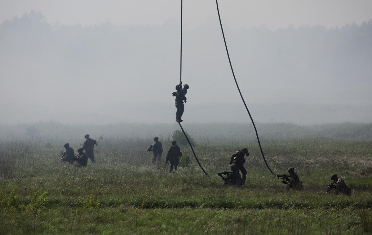 vojska ukrajina rusija poljska vojska | Republika Slovenija bo v postopku intervenirala na strani Ukrajine. | Foto Reuters