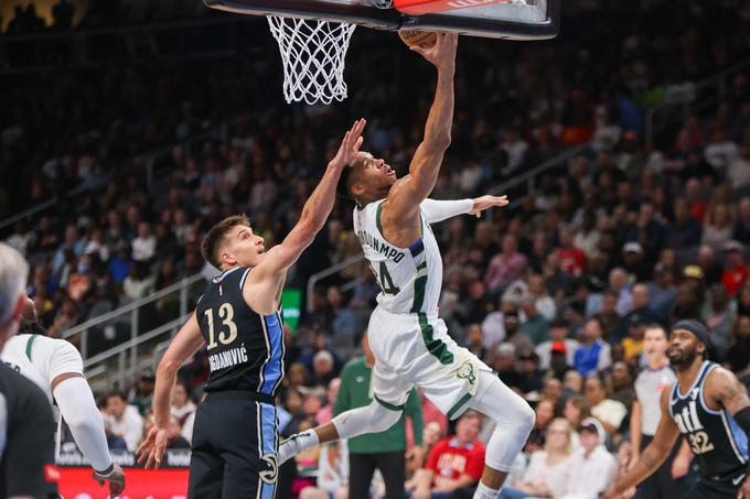 Giannis Antetokounmpo se je na koncu veselil zmage nad Bogdanom Bogdanovićem. | Foto: Reuters