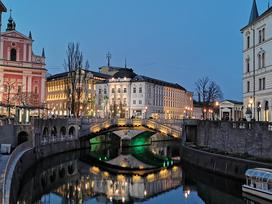 posneto s Huawei P30 Pro, Ljubljana, nočne, modra ura