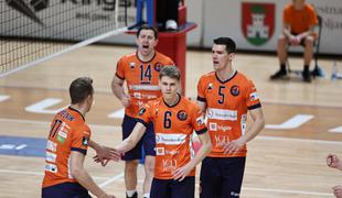 ACH Volley gladko v veliki finale, Calcit se je namučil