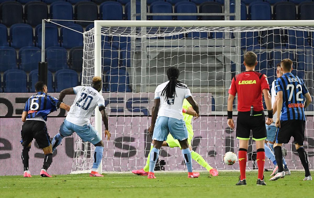 Atalanta Lazio | Trenutek, ko je Atalanta proti Laziu poskrbela za popoln preobrat in zmago s 3:2. | Foto Reuters