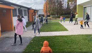 Gasilci s plesom osvojili splet, zdaj jim sledijo ljubljanske vzgojiteljice #video