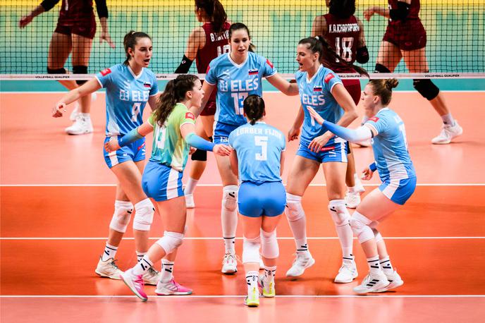 slovenska ženska odbojkarska reprezentanca | Slovenska ženska odbojkarska reprezentanca se bo za evropsko prvenstvo merila z Izraelkami in Estonkami. | Foto VolleyballWorld