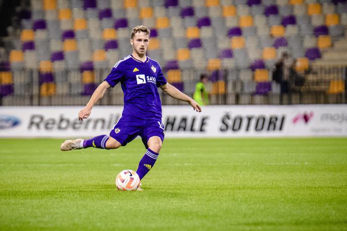 NK Maribor : Šerif Tiraspol, kvalifikacije za ligo prvakov, Jan Repas | Jan Repas za Maribor igra od poletja 2020. | Foto Blaž Weindorfer/Sportida