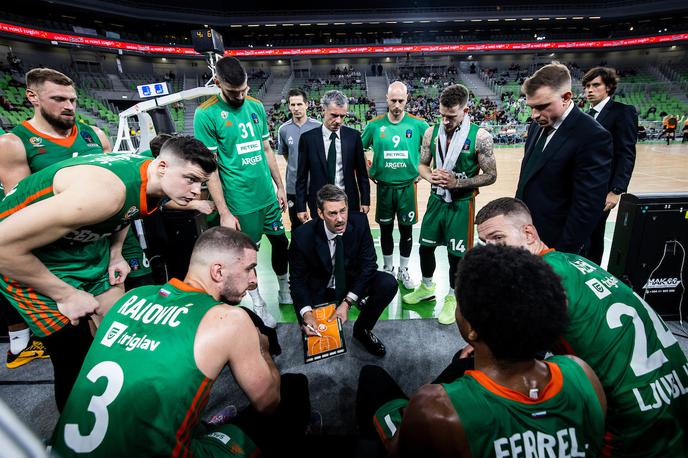 KK Cedevita Olimpija : Joventut Jurica Golemac | Cedevita Olimpija je po štirih zaporednih porazih le našla pot do zmage.  | Foto Vid Ponikvar/Sportida