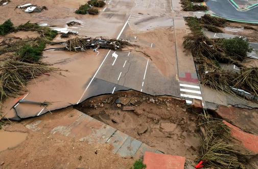 Kako so poplave poškodovale dirkališče v Valencii #video